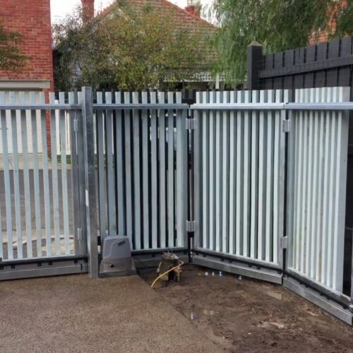 Best Selling Automatic Curved Sliding Gates 078