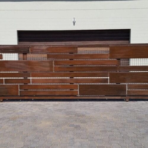 Better HPL Sheet Sliding Gate 006 Near