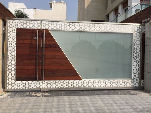 Glass with SS Sliding Gate