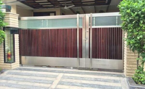 Glass with SS Sliding Gate