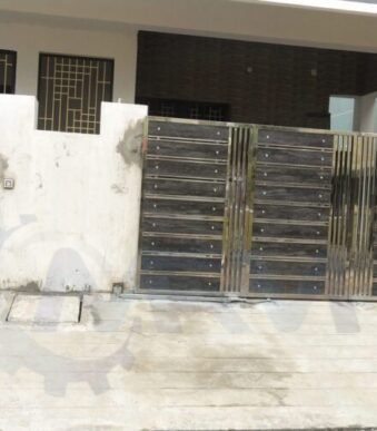 Trackless BI-Folding Gate