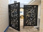 single swing gate