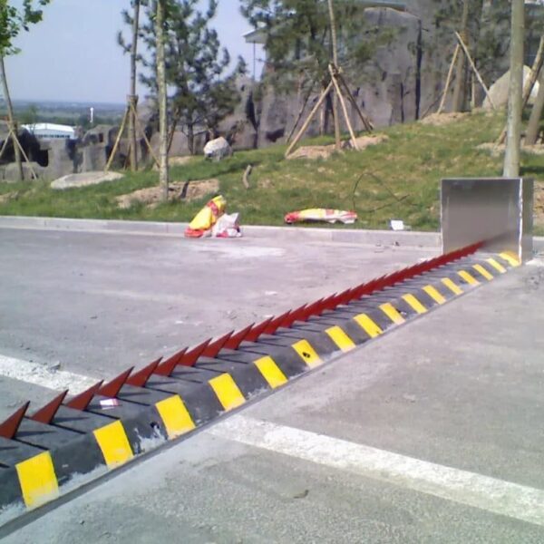 Road Blocker Spike Tyre Killer MR-RBTK4