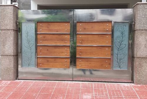 Stainless Steel Swing Gate with Glass