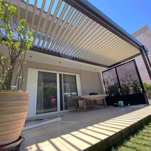Outdoor Arches Bioclimatic Pergola