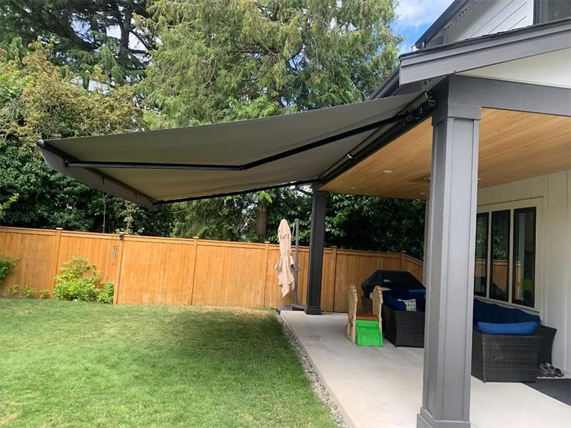 Retractable Awning for House