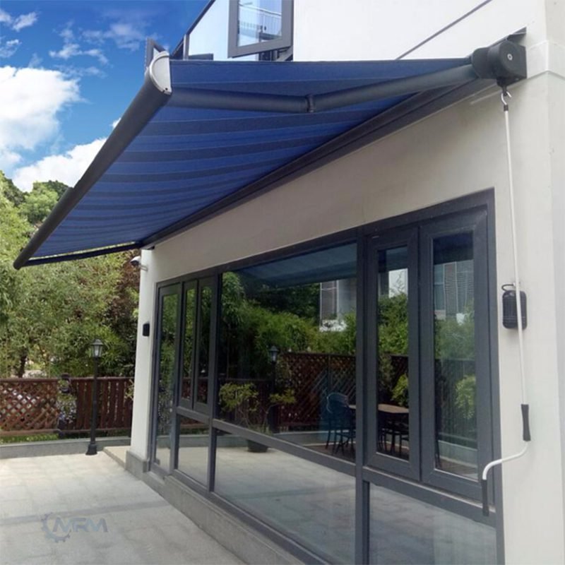 Retractable Garden Canopy