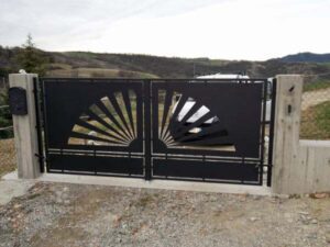 Laser Cut Metal Gates MR-LCMG102