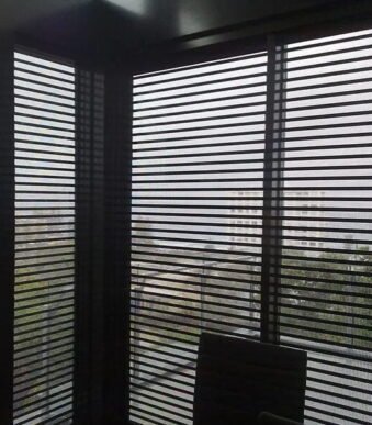 Rolling Shutter Perforated