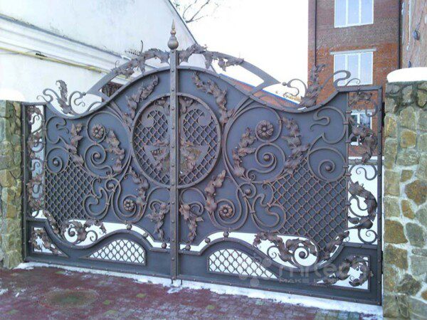 Beautiful Decorative Wrought Iron Swing Gates For Home
