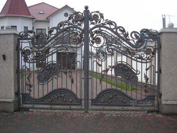 Ornamental Wrought Iron Garden Main Entrance Gate