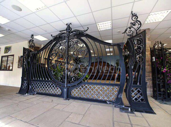 Ornamental Wrought Iron Garden Main Entrance Gate