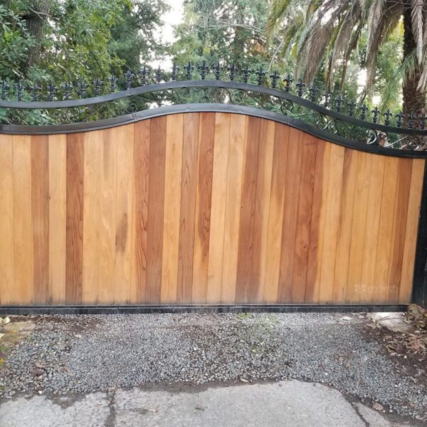 Secure Beautiful Steel Metal Art with Wood Outdoor Gate