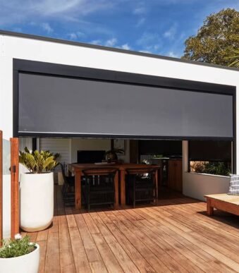 Remote Control Windproof Sunscreen Outdoor Roller Blind