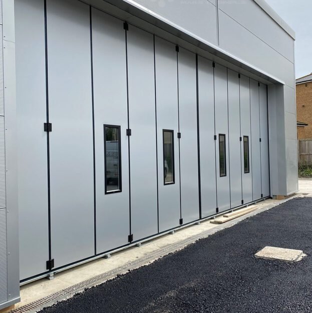 Industrial Automatic Folding Door for Warehouse